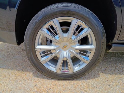 Used 2021 Chevrolet Tahoe High Country AWD/4WD image 21