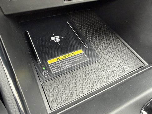 Used 2023 Honda CR-V EX-L image 24