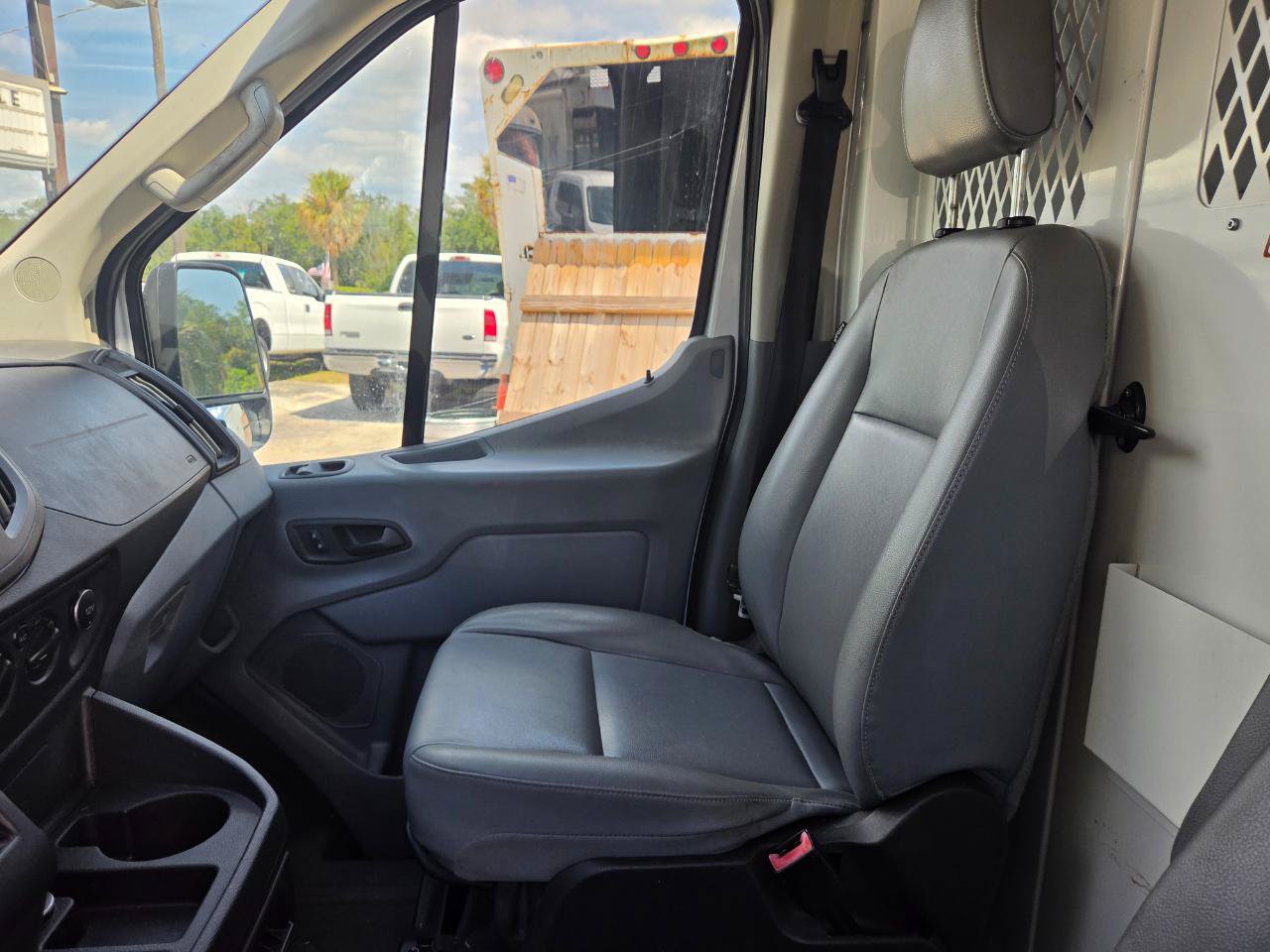 Used 2018 Ford Transit 350 148 High Roof RWD image 15