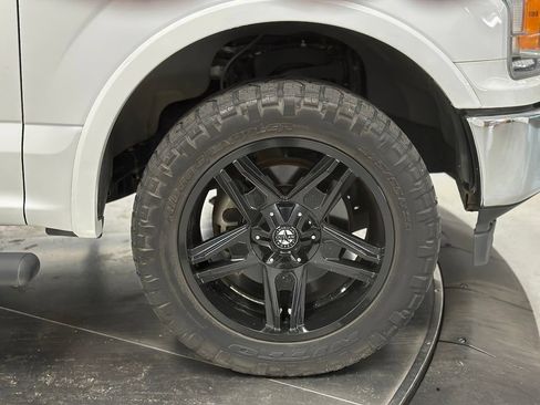 Used 2018 Ford F150 Lariat AWD/4WD image 26
