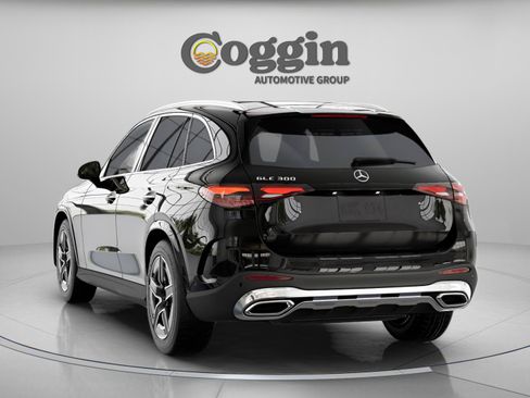 Used 2026 Mercedes-Benz GLC 300 image 13