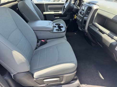 Used 2018 RAM 1500 Express RWD image 13