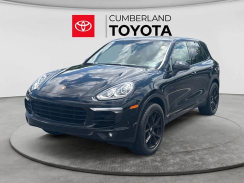 Used 2018 Porsche Cayenne S w/ Premium Package AWD/4WD image 1
