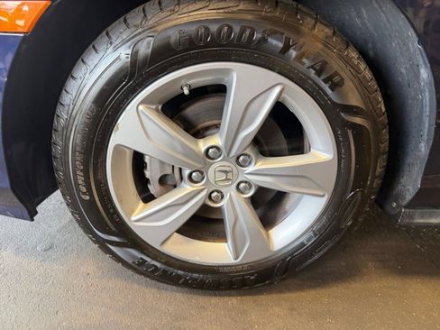 Used 2018 Honda Odyssey EX-L image 31