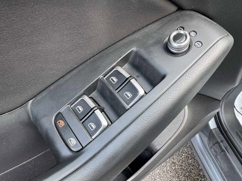 Used 2017 Audi Q5 2.0T Premium w/ Audi MMI Navigation Plus image 25