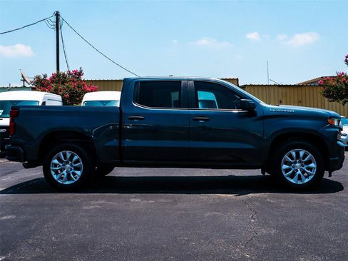 Used 2019 Chevrolet Silverado 1500 Custom w/ Infotainment Package RWD image 7