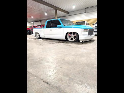 Used 1998 Chevrolet Silverado 1500 2WD Extended Cab w/ Preferred Equipment Group 3 image 1