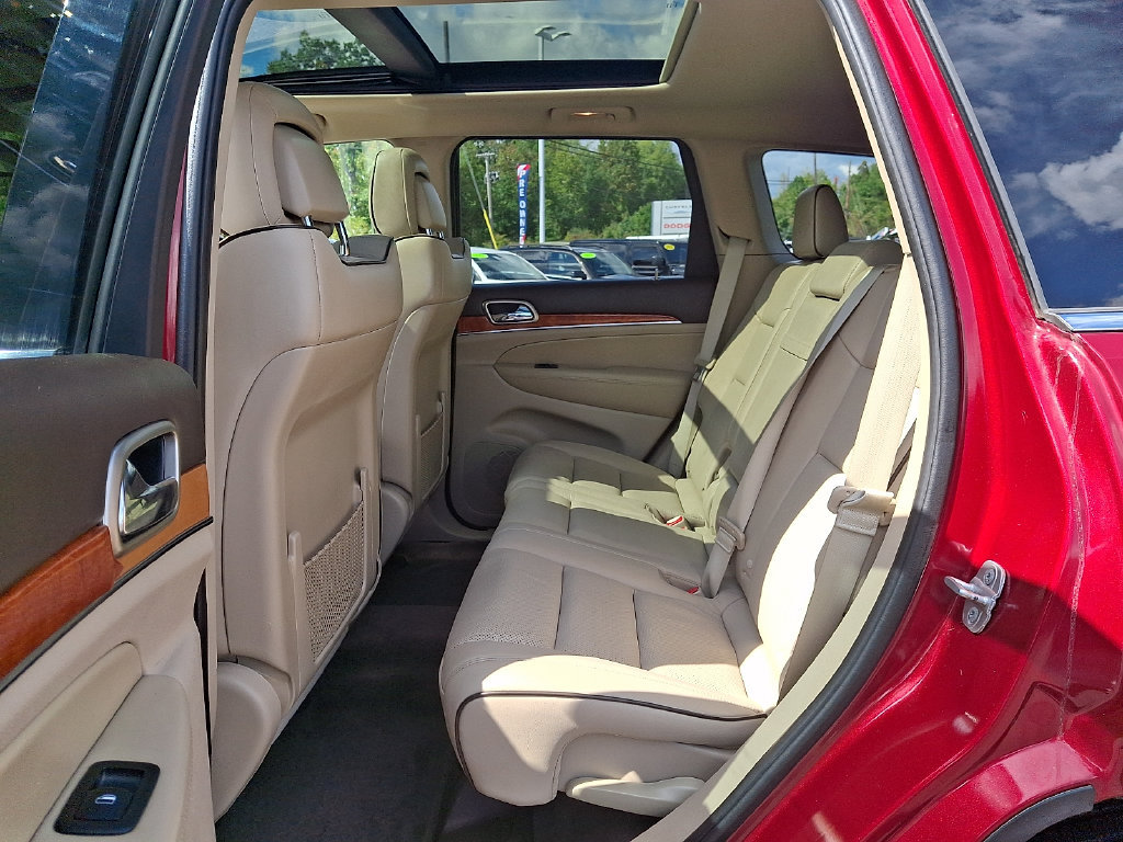 Used 2012 Jeep Grand Cherokee Overland AWD/4WD image 11