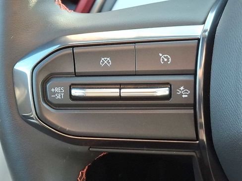 Used 2025 GMC Canyon AT4 w/ AT4X Package image 23