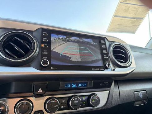 Used 2023 Toyota Tacoma SR5 AWD/4WD image 22
