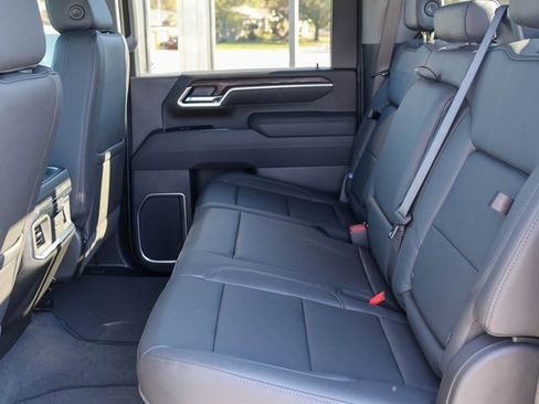 New 2026 GMC Sierra 3500 SLT w/ SLT Convenience Package image 13