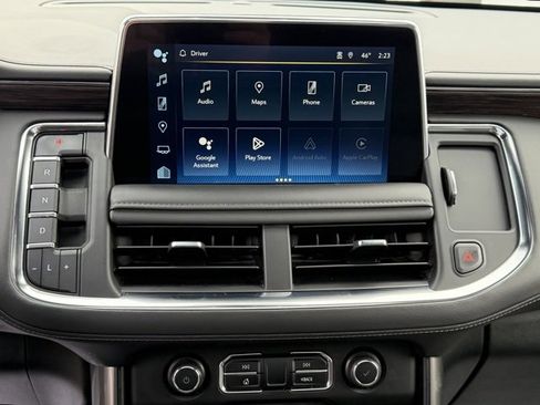 Used 2024 Chevrolet Tahoe LT w/ Luxury Package image 4