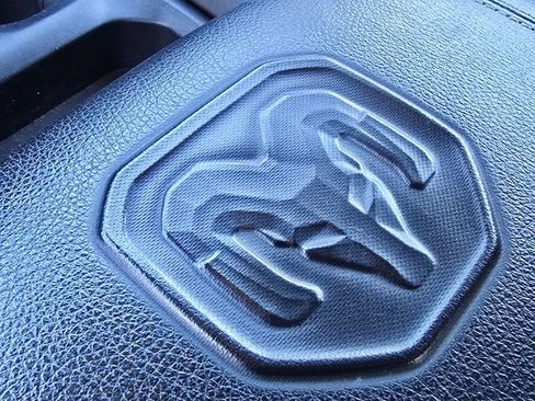 Used 2024 RAM 1500 Laramie image 26