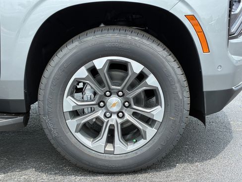 New 2026 Chevrolet Tahoe LS RWD image 6
