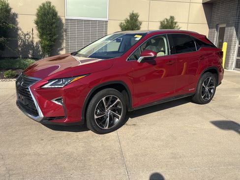 Used 2018 Lexus RX 450h AWD w/ Luxury Package image 24