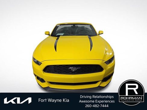 Used 2016 Ford Mustang Premium RWD image 3