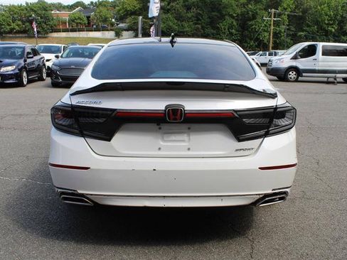 Used 2019 Honda Accord Sport image 4