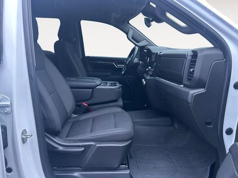 Used 2022 GMC Sierra 1500 SLE image 10