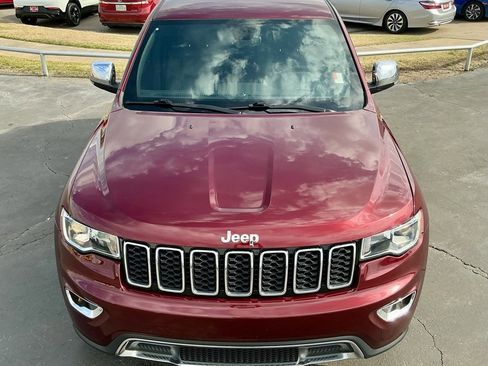Used 2018 Jeep Grand Cherokee Limited image 11
