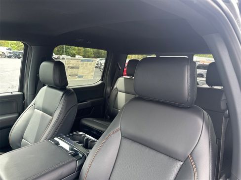 New 2025 Ford F150 Lariat w/ Equipment Group 501A Mid image 18