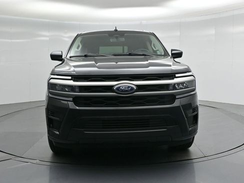 Used 2024 Ford Expedition Max XLT image 24