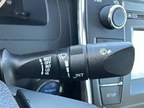 Used 2017 Toyota Camry LE image 24