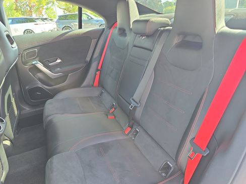 Used 2021 Mercedes-Benz CLA 35 AMG 4MATIC image 13