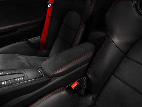 Used 2018 Porsche 911 GT2 RS w/ Weissach Package image 64