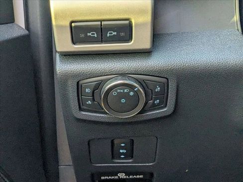 Used 2022 Ford F350 Lariat w/ Lariat Value Package AWD/4WD image 11