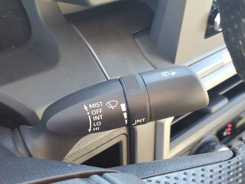 Used 2025 Toyota Tacoma SR5 image 18