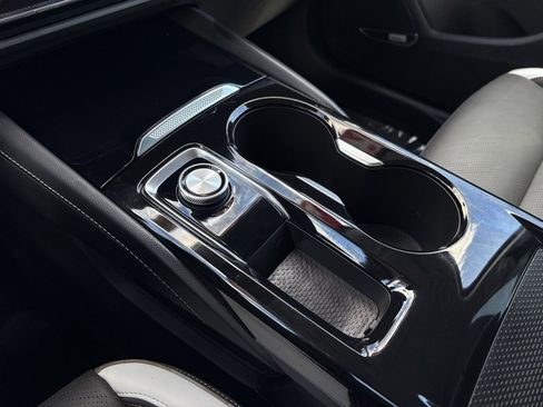 Used 2024 Buick Envision Sport Touring image 20