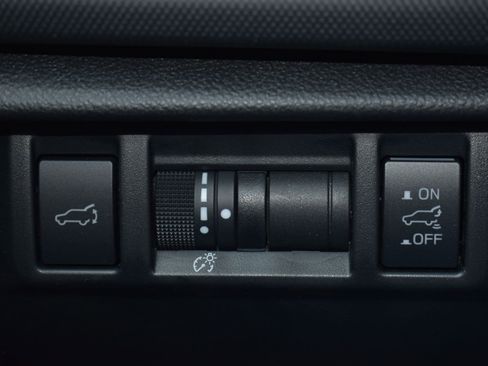 Used 2025 Subaru Forester Touring image 21