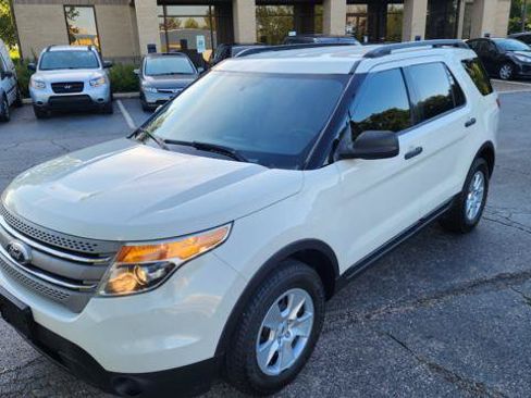 Used 2012 Ford Explorer 4WD w/ Class III Trailer Tow Pkg image 11