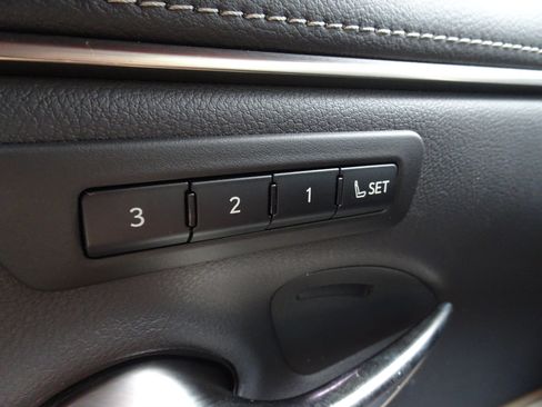 Used 2020 Lexus ES 350 w/ Accessory Package FWD image 27