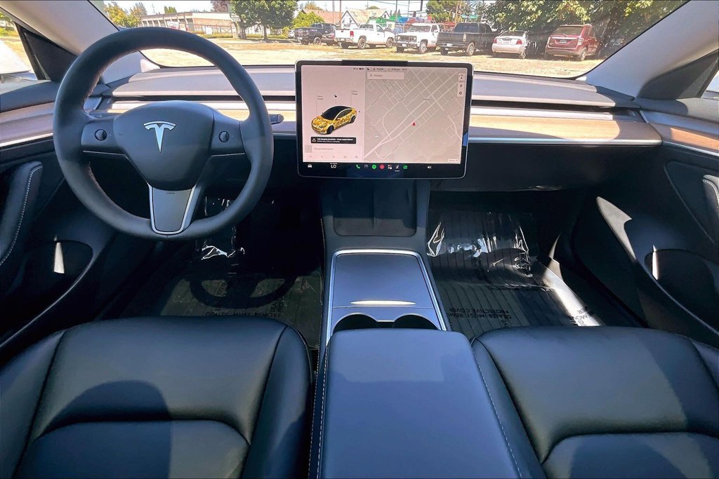 Used 2021 Tesla Model 3 Standard Range Plus RWD image 16