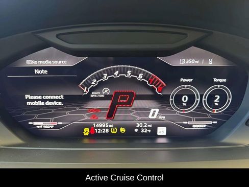 Used 2022 Lamborghini Urus image 13