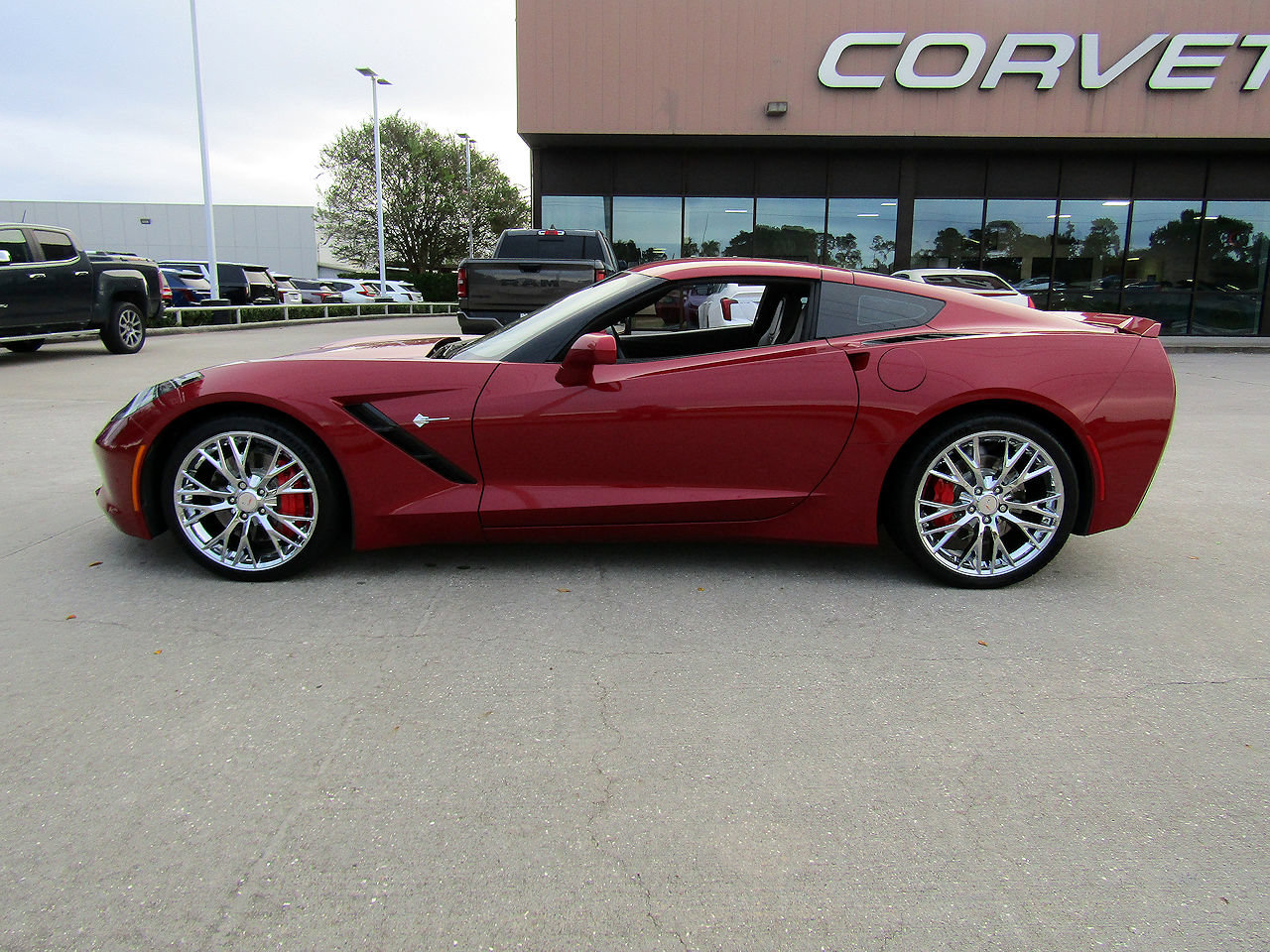 Used 2015 Chevrolet Corvette Stingray Coupe w/ 2LT Preferred Equipment Group RWD image 8