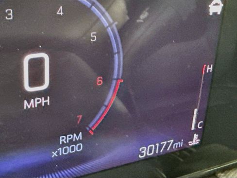 Used 2024 Chevrolet TrailBlazer LS FWD image 2