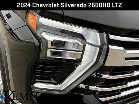 Used 2024 Chevrolet Silverado 2500 LTZ w/ LTZ Premium Package image 39