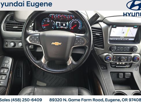 Used 2019 Chevrolet Tahoe LT w/ Luxury Package AWD/4WD image 24