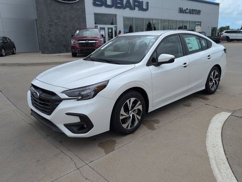 Used 2025 Subaru Legacy Premium w/ Popular Package #1A image 2