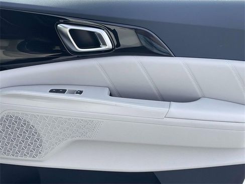 New 2026 Kia Carnival SX Prestige image 12