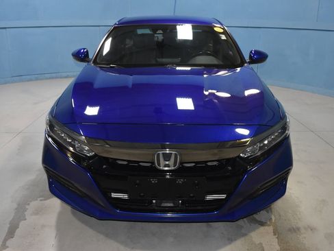 Used 2018 Honda Accord Sport image 21