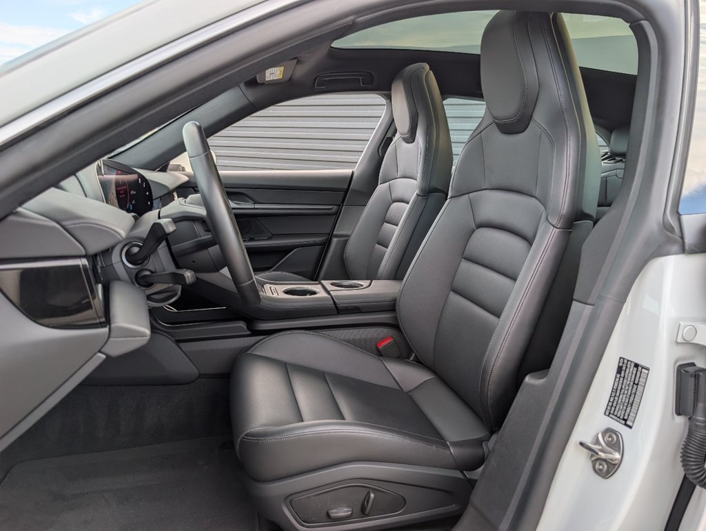 Certified 2025 Porsche Taycan 4S AWD/4WD image 5