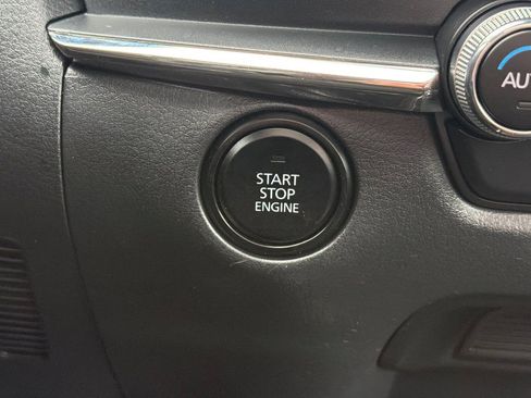 Used 2023 MAZDA CX-30 AWD 2.5 S w/ Premium Package image 18