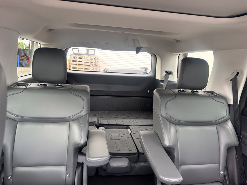 Certified 2026 Ford Expedition Active AWD/4WD image 48