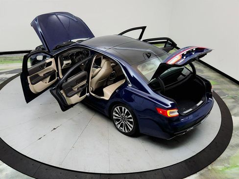 Used 2018 Lincoln Continental Reserve AWD/4WD image 40