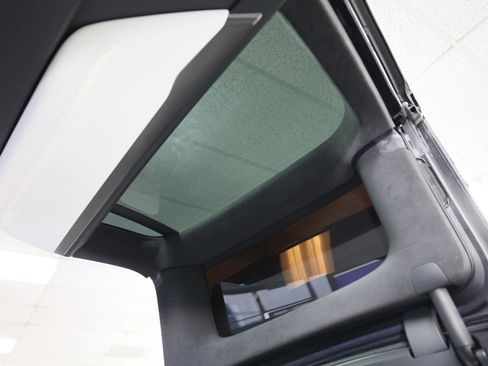 Used 2018 Tesla Model X P100D image 40