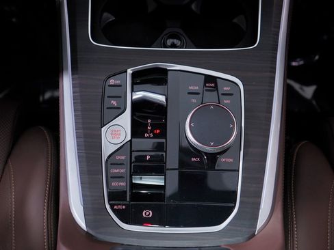 Used 2024 BMW X5 sDrive40i w/ M Sport Package image 14