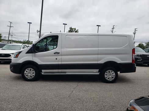 Certified 2023 Ford Transit 250 Low Roof w/ Exterior Upgrade Package RWD image 8